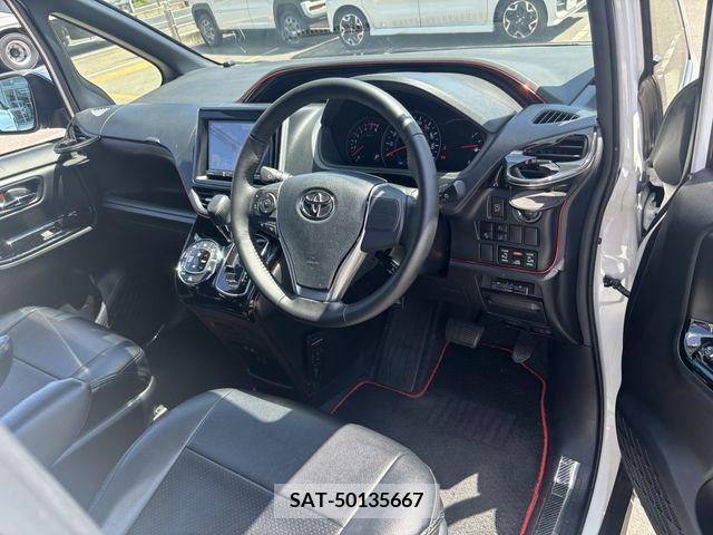 Toyota NOAH 2019-07 321640-16