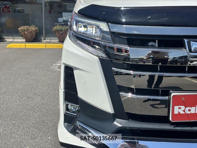 Toyota NOAH 2019-07 321640-4