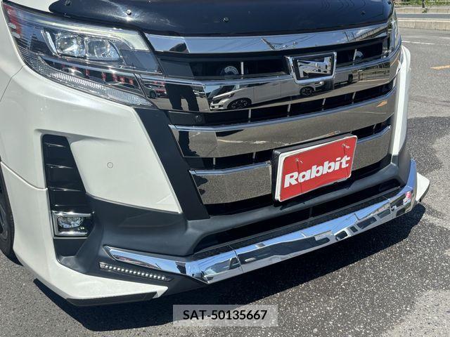 Toyota NOAH 2019-07 321640-13