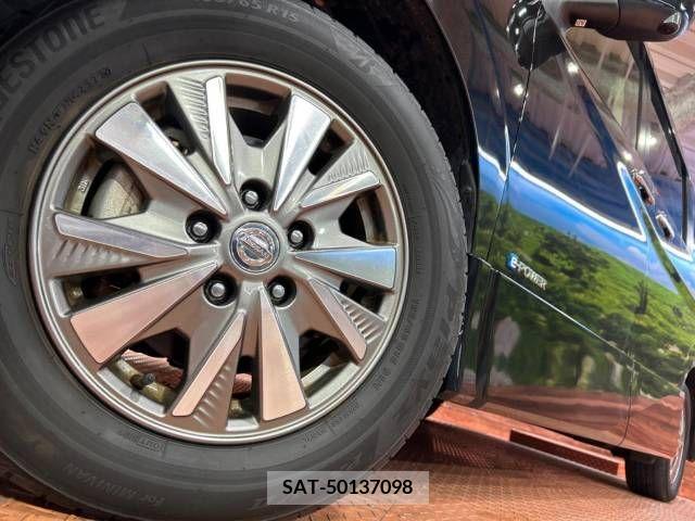 Nissan SERENA 2019-02 284182-13