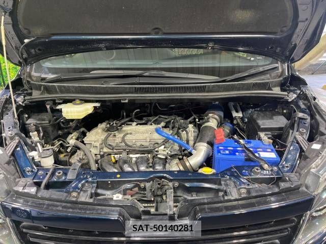 Toyota VOXY 2014-07 370422-19