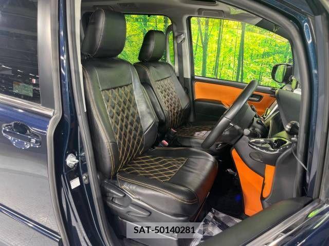 Toyota VOXY 2014-07 370422-8