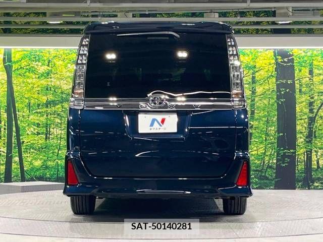 Toyota VOXY 2014-07 370422-16