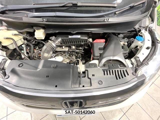Honda e 2017-10 224601-19