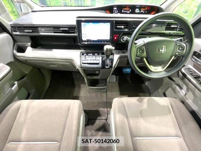 Honda e 2017-10 224601-1
