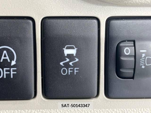Toyota PASSO 2017-05 310958-5