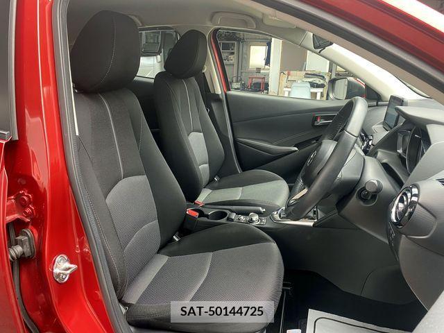 Mazda DEMIO 2019-06 217205-7
