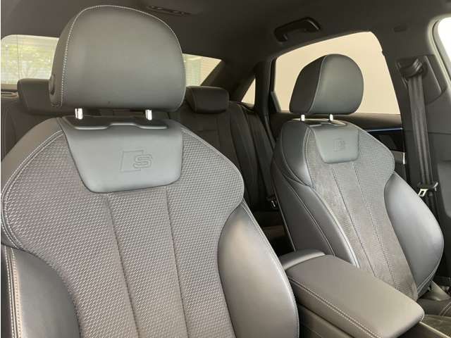 Audi A4 2021-05 16556-12