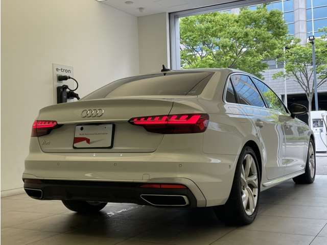 Audi A4 2021-05 16556-1