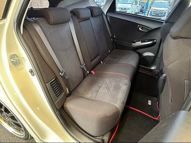 Toyota PRIUS 2014-11 22889-12
