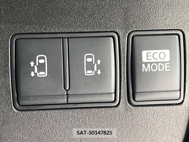 Nissan SERENA 2013-06 230806-3