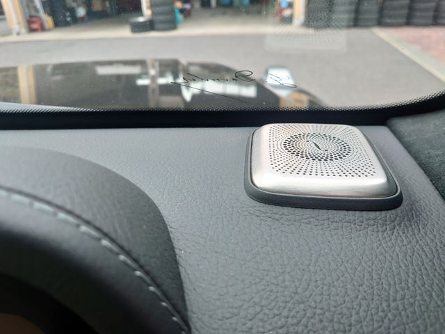 Mercedes Benz G-CLASS 2022-01 1115-14