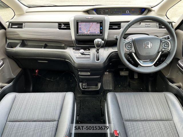 Honda FREED 2017-08 396649-1