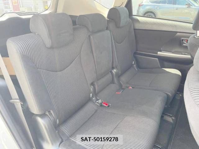 Toyota PRIUS ALPHA 2015-03 393496-9