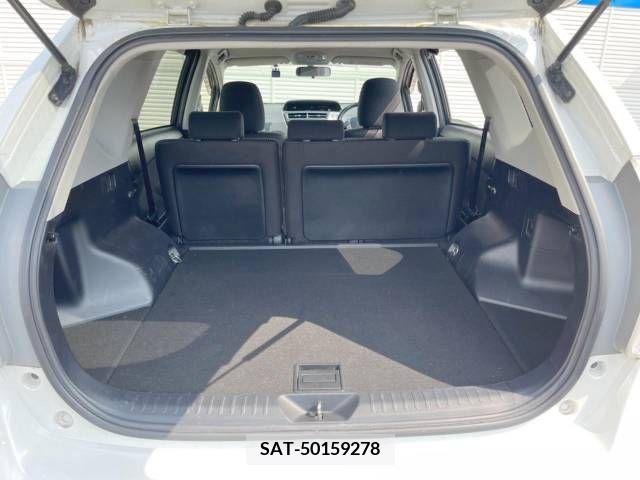 Toyota PRIUS ALPHA 2015-03 393496-10
