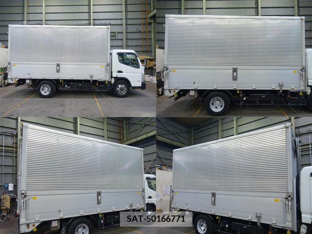 Mitsubishi CANTER 2017-05 302647-1