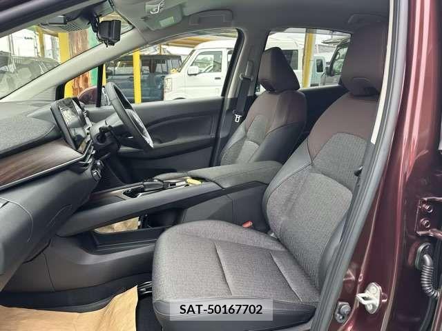 Nissan AURA 2023-07 261473-2