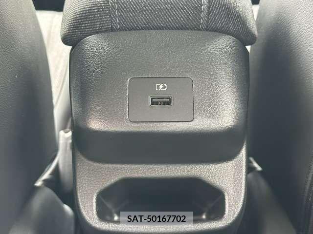 Nissan AURA 2023-07 261473-12