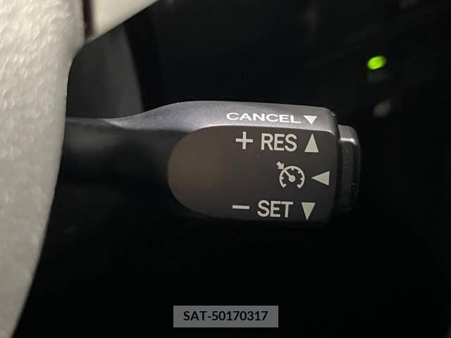 Toyota ROOMY 2019-04 221382-6