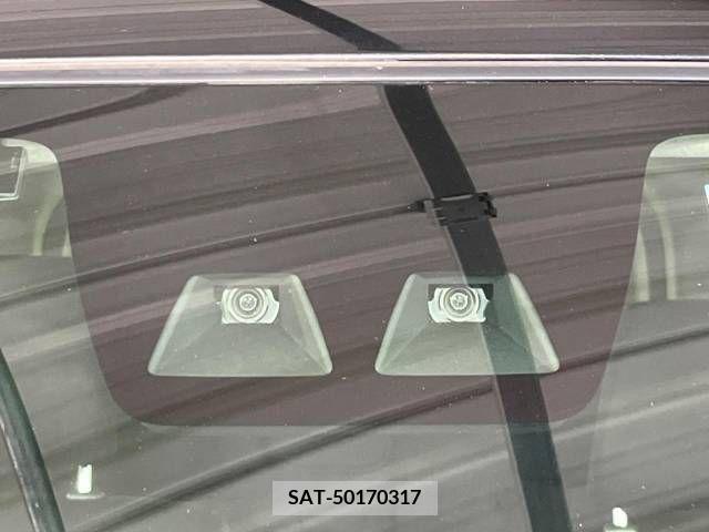 Toyota ROOMY 2019-04 221382-5