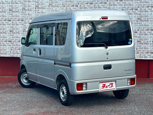 Suzuki EVERY 2016-09 24884-8