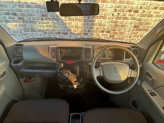 Suzuki EVERY 2016-09 24884-1