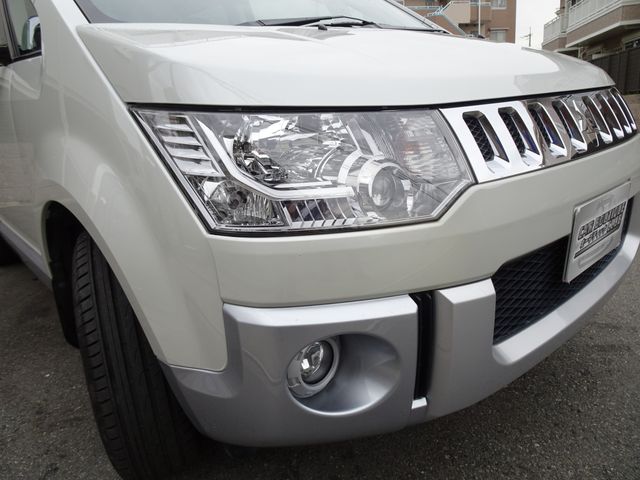 Mitsubishi DELICA D5 2016-02 183136-6