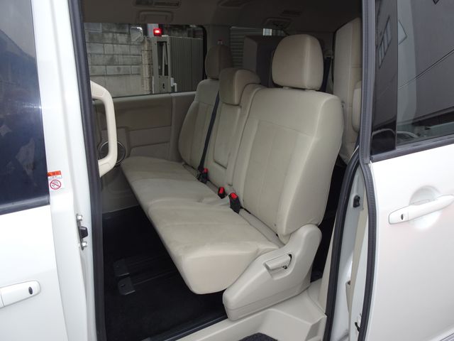 Mitsubishi DELICA D5 2016-02 183136-17