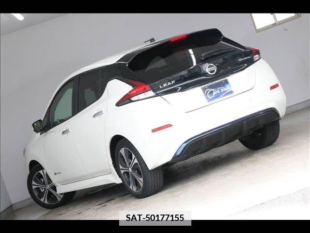 Nissan LEAF 2017-09 386973-10
