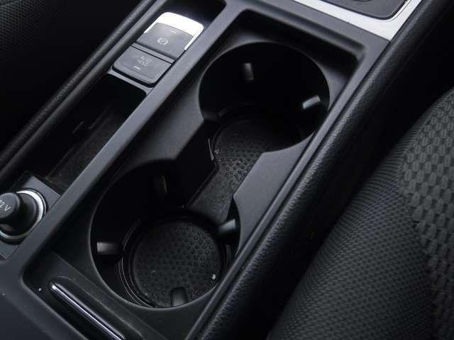 VolksWagen GOLF 2014-03 350-19