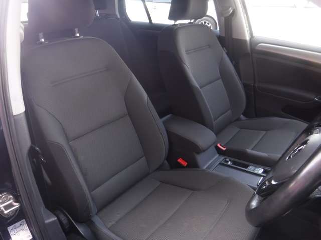 VolksWagen GOLF 2014-03 350-14