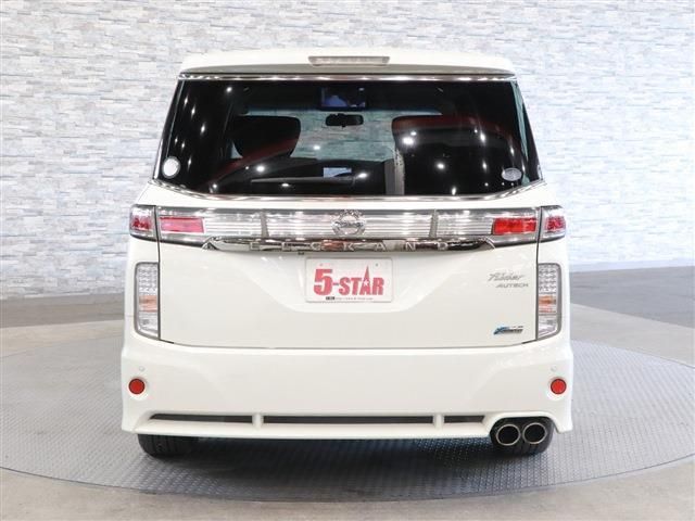 Nissan ELGRAND 2010-11 6159-9