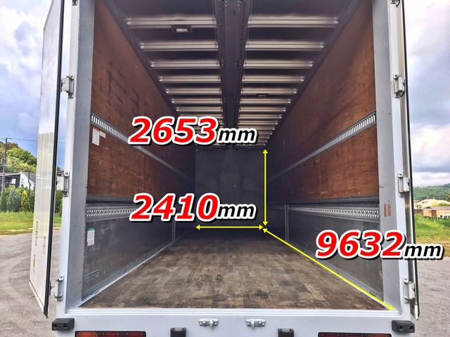 Isuzu GIGA 2014-03 17788-3