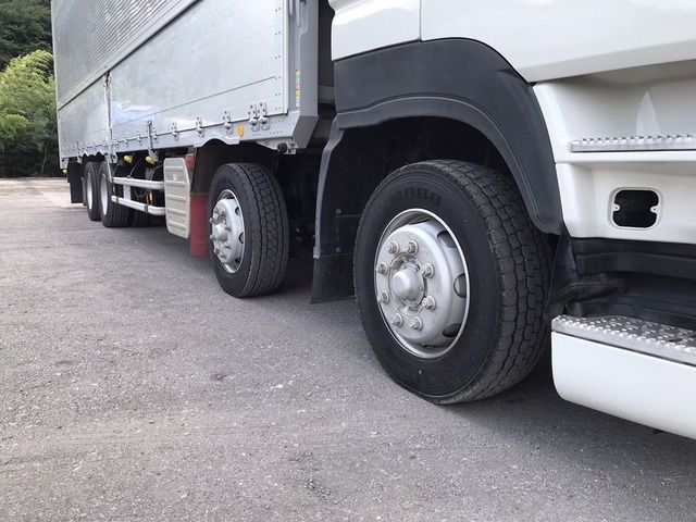 Isuzu GIGA 2014-03 17788-11