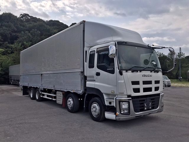 Isuzu GIGA 2014-03 17788-9