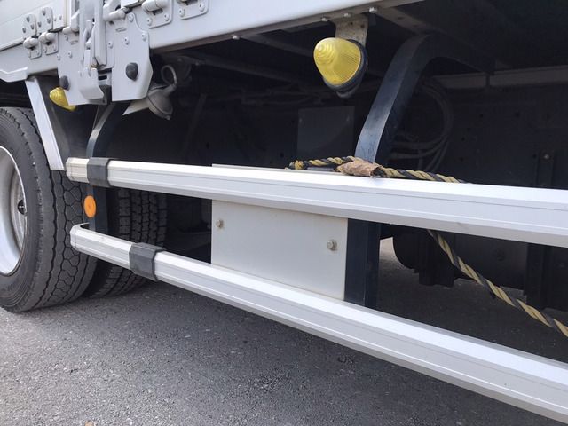 Isuzu GIGA 2014-03 17788-16