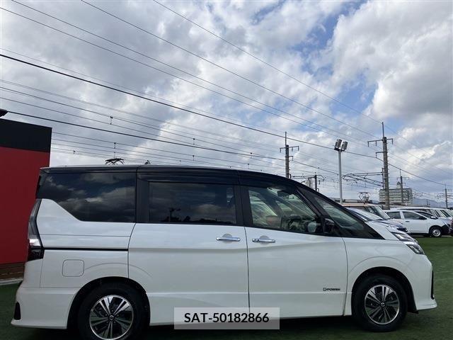 Nissan SERENA 2022-11 209488-20