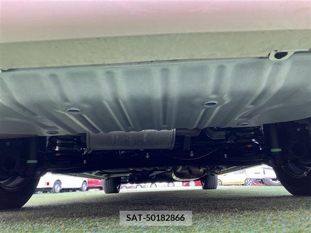 Nissan SERENA 2022-11 209488-14