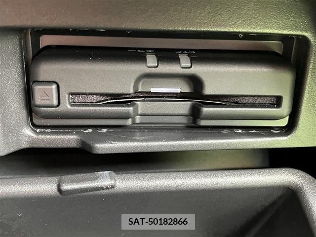 Nissan SERENA 2022-11 209488-12