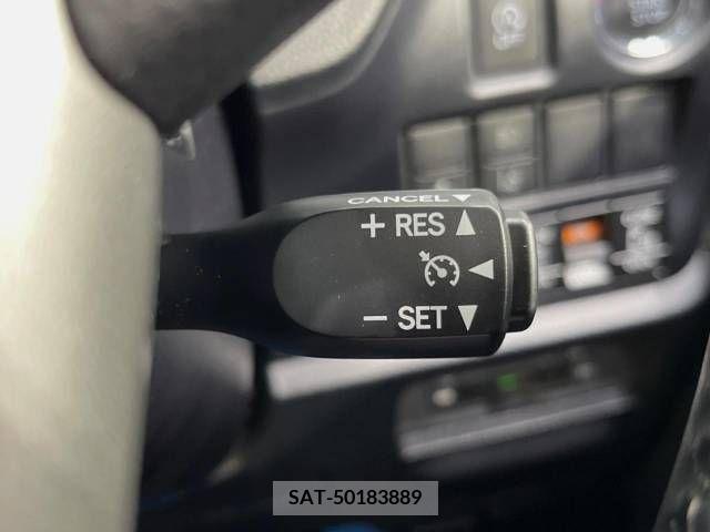 Toyota VOXY 2020-01 288866-7