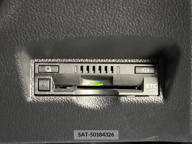 Toyota PRIUS 2018-10 281959-6