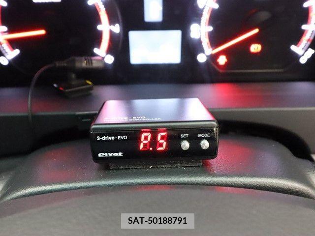 Toyota ALPHARD 2013-01 303593-10