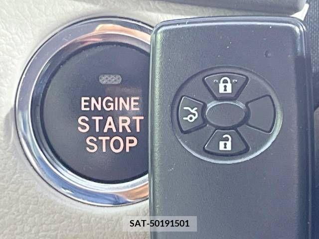 Toyota COROLLA AXIO 2012-01 384808-7