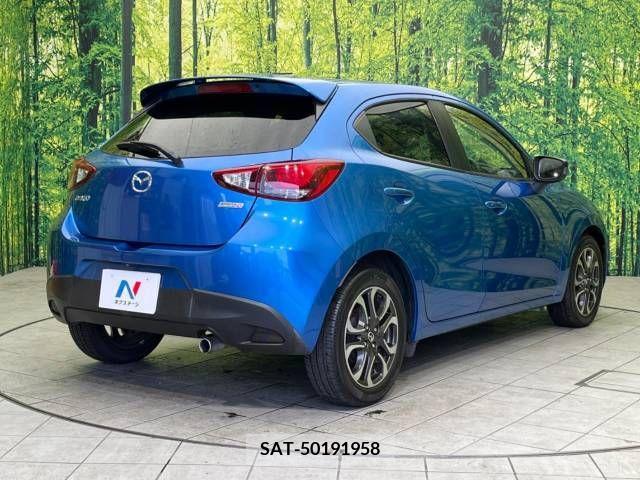 Mazda DEMIO 2014-12 255016-17