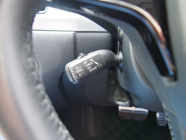 VolksWagen TOUAREG 2011-06 2320-12