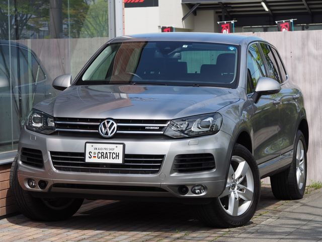 VolksWagen TOUAREG 2011-06 2320-0
