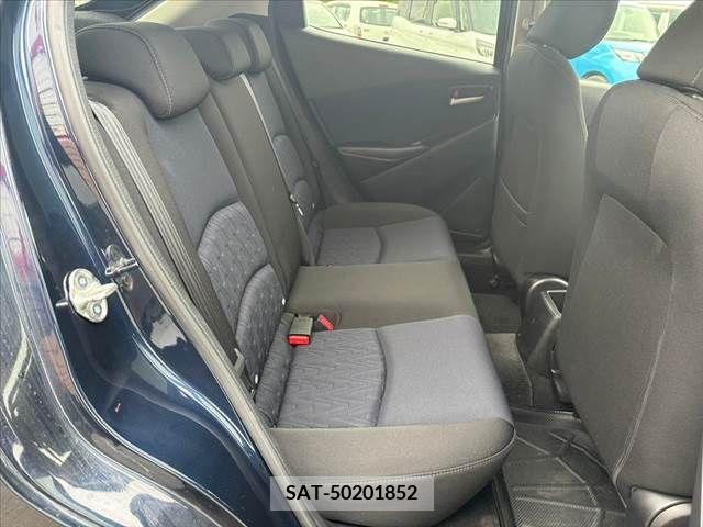 Mazda DEMIO 2014-11 297136-19