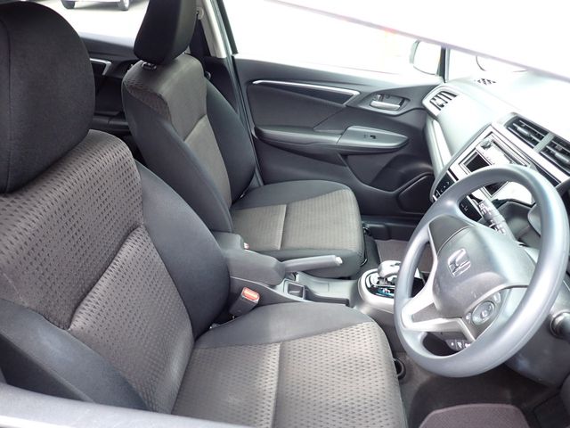 Honda FIT HYBRID 2018-08 24266-15