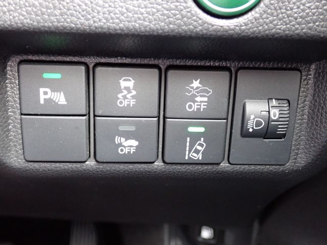Honda FIT HYBRID 2018-08 24266-5