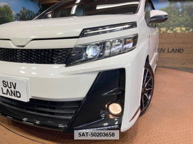 Toyota VOXY 2016-09 343039-13